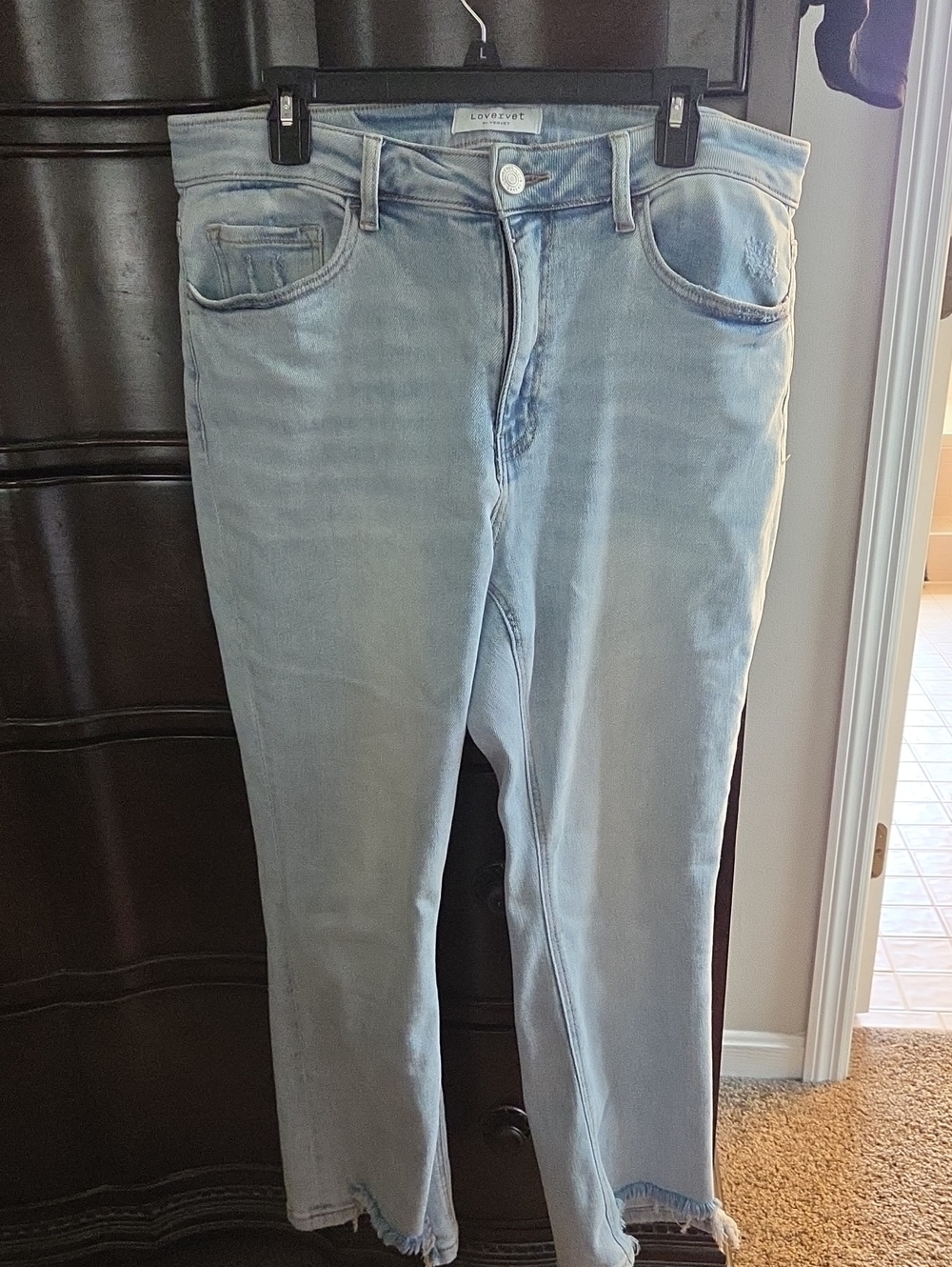Light Wash Jeans - LOVERVET